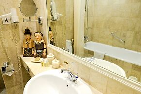 The Phoenix Hotel Yogyakarta - Handwritten Collection