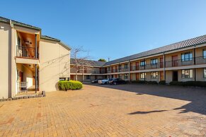 Gateway on Monash Boutique Hotel