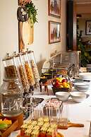 Gateway on Monash Boutique Hotel