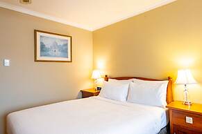 Gateway on Monash Boutique Hotel