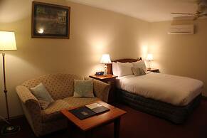 Gateway on Monash Boutique Hotel