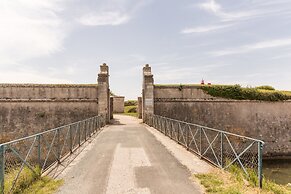 Pierre & Vacances Ill d'Aix Résidence Fort de la Rade