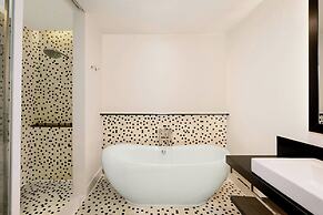 Lone Pine, Penang, a Tribute Portfolio Resort