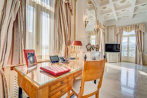 Grand Hotel National