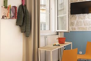 Le Régent Montmartre by Hiphophostels