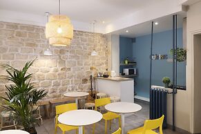 Le Régent Montmartre by Hiphophostels