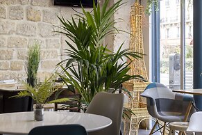 Le Régent Montmartre by Hiphophostels