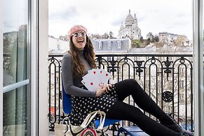 Le Régent Montmartre by Hiphophostels