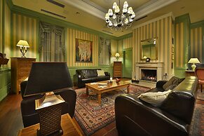 Marrol's Boutique Hotel