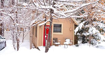 Sleepy Forest Cottages
