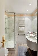 Albavilla Hotel & Co.