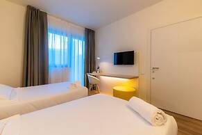 Airport Hotel