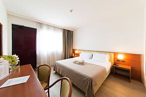Airport Hotel