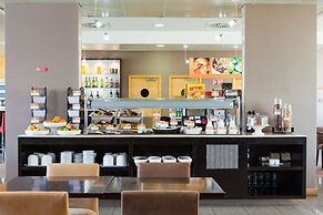 Holiday Inn Express Lisbon - Oeiras by IHG