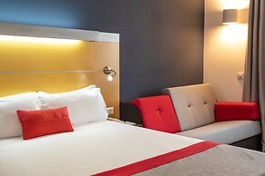 Holiday Inn Express Lisbon - Oeiras by IHG