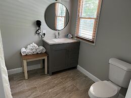 Captains Quarters Motel & Conference Center