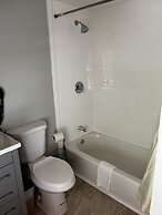 Captains Quarters Motel & Conference Center