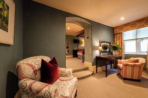 Swan Hotel