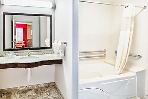 Hampton Inn & Suites Temecula