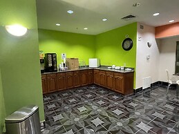 Belleza Inn & Suites Humble - FM 1960