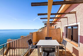 Occidental Pueblo Acantilado