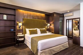 Occidental Pueblo Acantilado