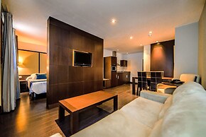 Occidental Pueblo Acantilado