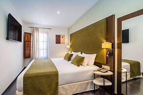 Occidental Pueblo Acantilado