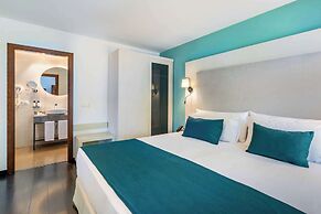 Occidental Pueblo Acantilado