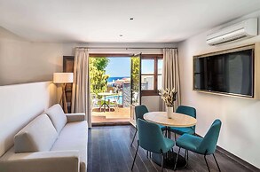 Occidental Pueblo Acantilado