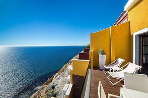 Occidental Pueblo Acantilado