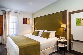 Occidental Pueblo Acantilado