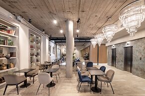 Efe Hotel & Cowork