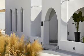 Kalisti Hotel & Suites