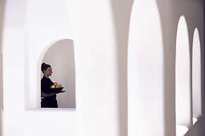 Kalisti Hotel & Suites