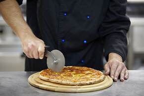 Kalisti Hotel & Suites