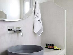 Kalisti Hotel & Suites