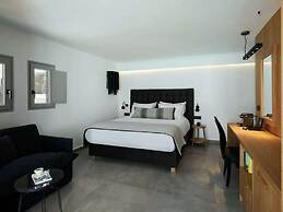 Kalisti Hotel & Suites