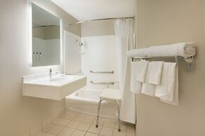 SpringHill Suites by Marriott Newark Liberty International