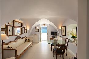 The Tsitouras Collection Hotel