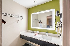 Super 8 by Wyndham San Antonio/Riverwalk Area