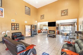 Super 8 by Wyndham San Antonio/Riverwalk Area