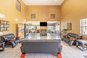 Super 8 by Wyndham San Antonio/Riverwalk Area