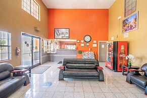 Super 8 by Wyndham San Antonio/Riverwalk Area