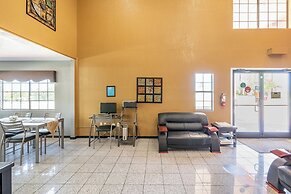 Super 8 by Wyndham San Antonio/Riverwalk Area