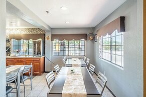 Super 8 by Wyndham San Antonio/Riverwalk Area