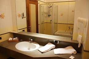 Solofra Palace Hotel Resorts