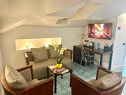 Hotel Club House