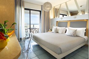 Hotel Club House