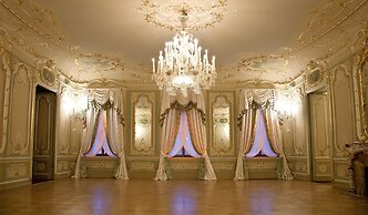 The Taleon Imperial Hotel